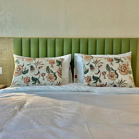 Hotel Limon & Banquet Sector 29, Gurgaon Extérieur photo